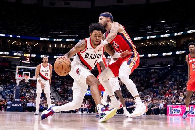 林崴15分同曦不敌首钢 黎伊扬18+6福建负上海