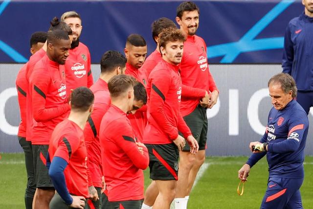 格林37分火箭大胜奇才4连胜 雄鹿逆转战胜76人